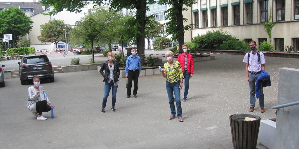 Frau Klar, Frau Nöllgen, Herr Farella, Frau Springer, Frau Hildebrand und Herr Hörstemeier (v.l.n.r.)