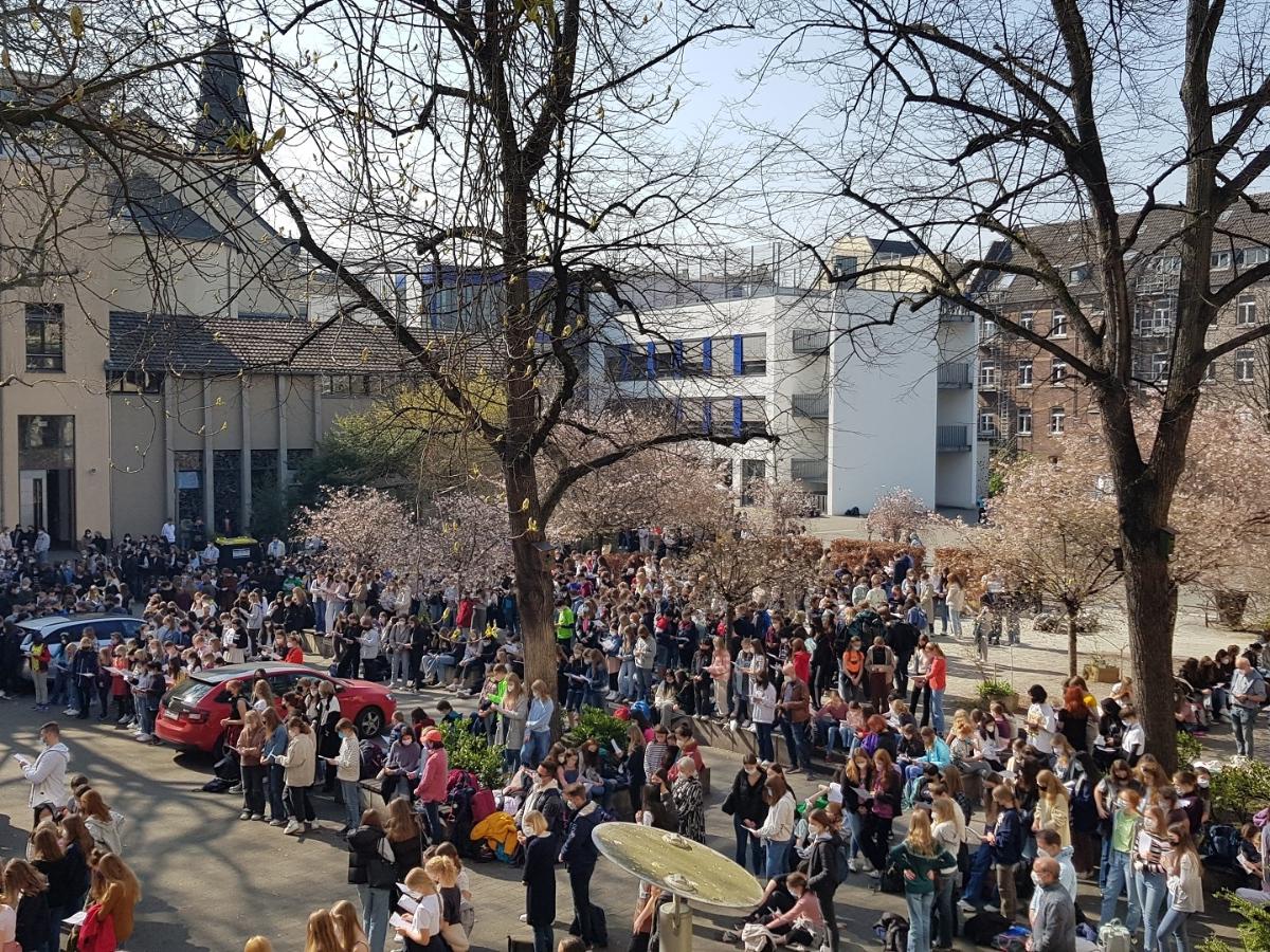 Friedensgebet der Schulgemeinschaft