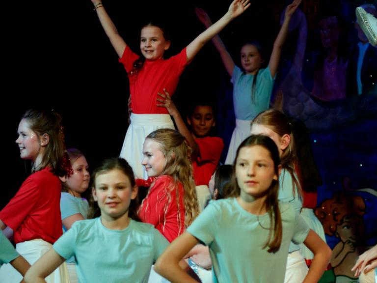 „ Faste❤️nd – Alaaf is in the air“ - Der große Ursulinenkarneval 2026